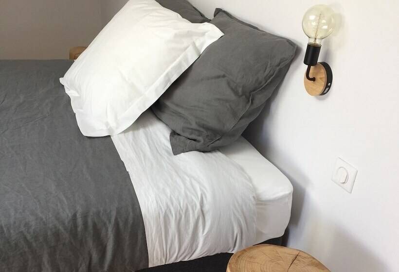 غرفة قياسية, La Garoffe