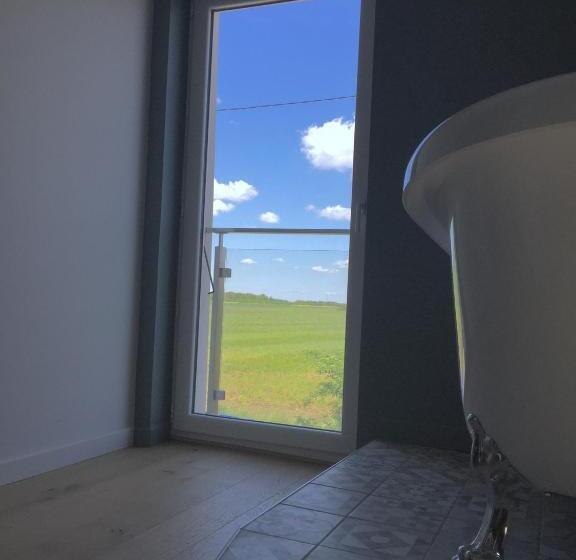 غرفة قياسية, La Garoffe