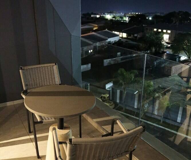 חדר סופריור, Blueberry Hill