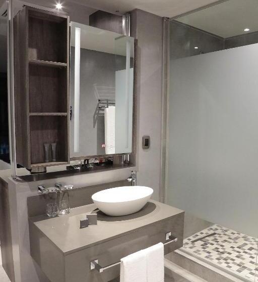 חדר סופריור, Blueberry Hill