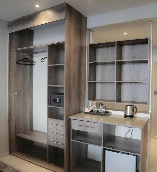 חדר סופריור, Blueberry Hill