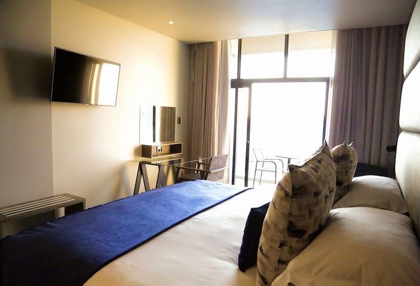 חדר סופריור, Blueberry Hill