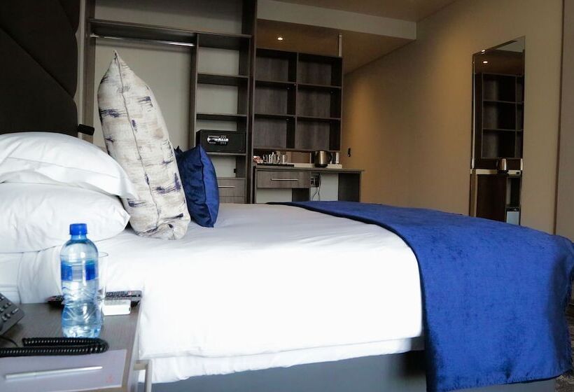 חדר סופריור, Blueberry Hill