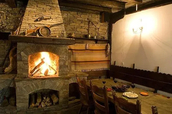 バルコニー付きスタンダードルーム, Bazoteva House