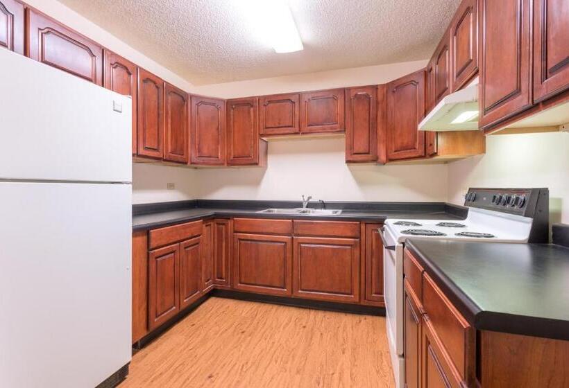 Апартаменты 1 Спальня, Nation S Inn