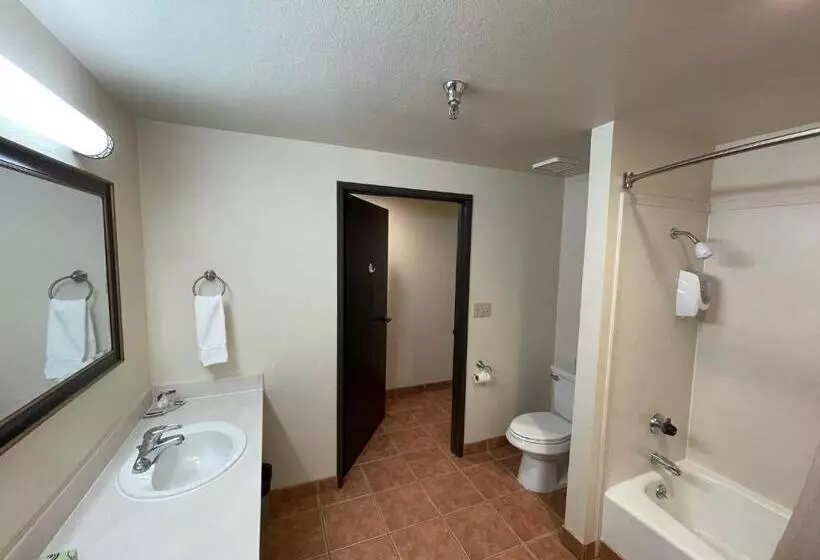 اتاق استاندارد, Oakridge Inn