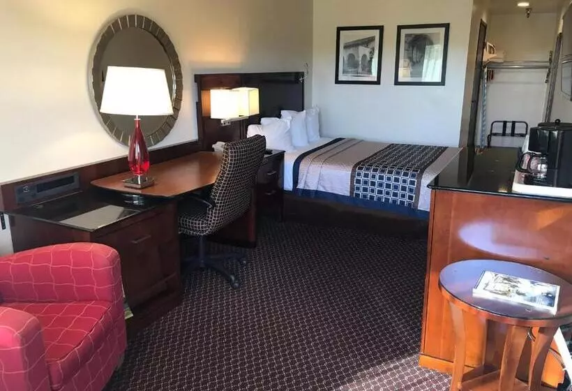 اتاق استاندارد, Oakridge Inn