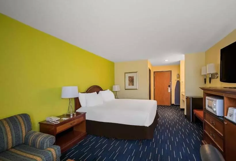 キングサイズベッドのスイートルーム, Americas Best Value Sandman Inn