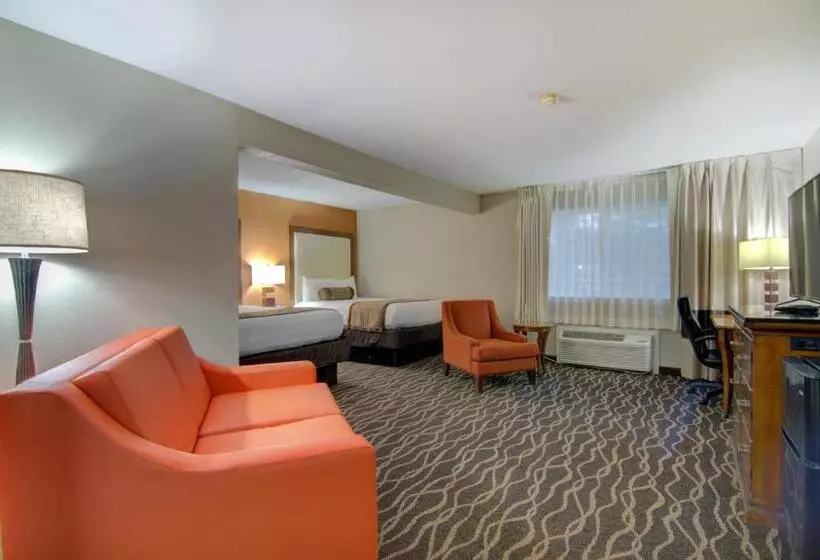 スイート, Westbridge Inn And Suites