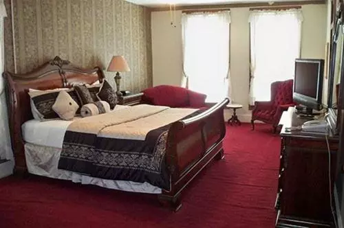 اتاق استاندارد با تخت بزرگ, New Orleans Hotel Eureka Springs