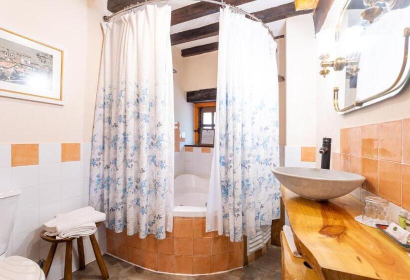 اتاق استاندارد با وان آب گرم, Posada Rural Sierra De Ibio