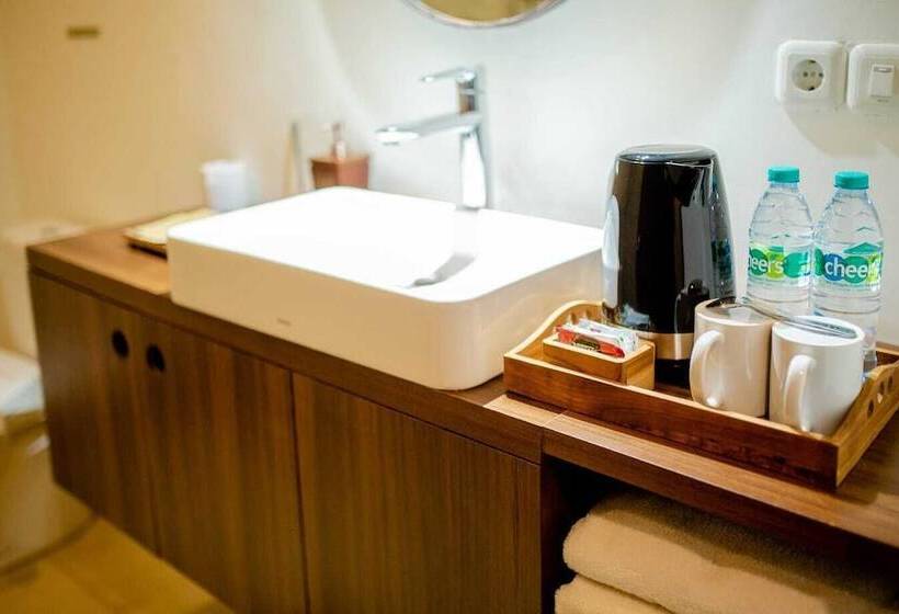 Номер Стандарт Вид на Бассейн, Ratan Uluwatu Hotel And Villas