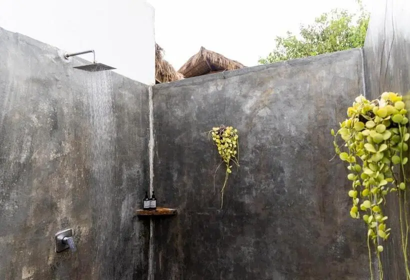 اتاق استاندارد با چشم‌انداز دریا, The Secret Garden Koh Rong