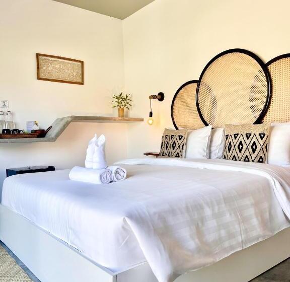 غرفة قياسية مطلّة علي الحديقة, The Secret Garden Koh Rong