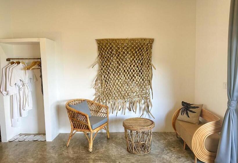 غرفة ديلوكس عائلية, The Secret Garden Koh Rong