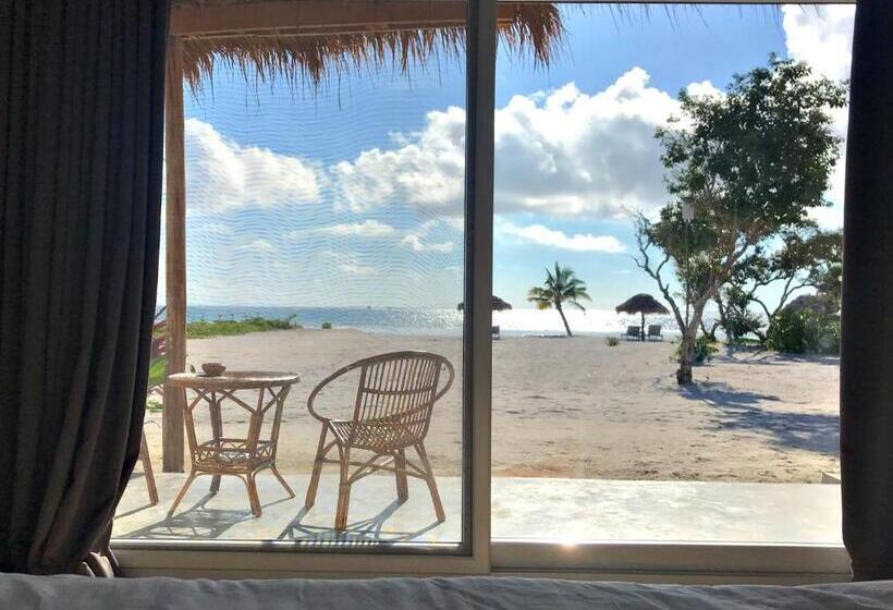 غرفة ديلوكس, The Secret Garden Koh Rong