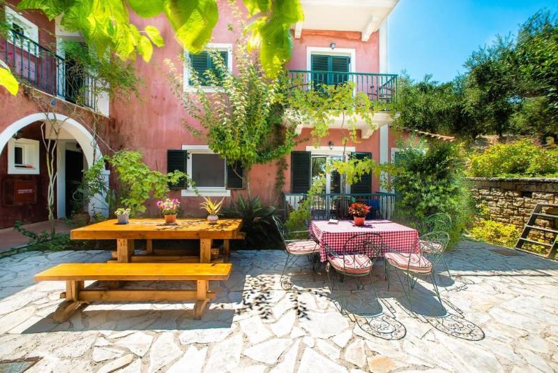 غرفة ديلوكس, The Secret Garden Koh Rong