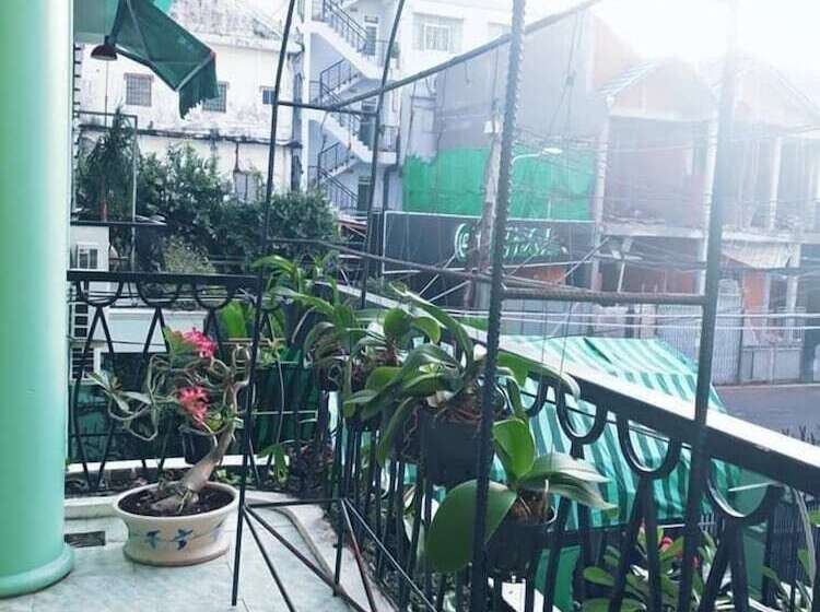 اتاق استاندارد چهار تخته, Stay House