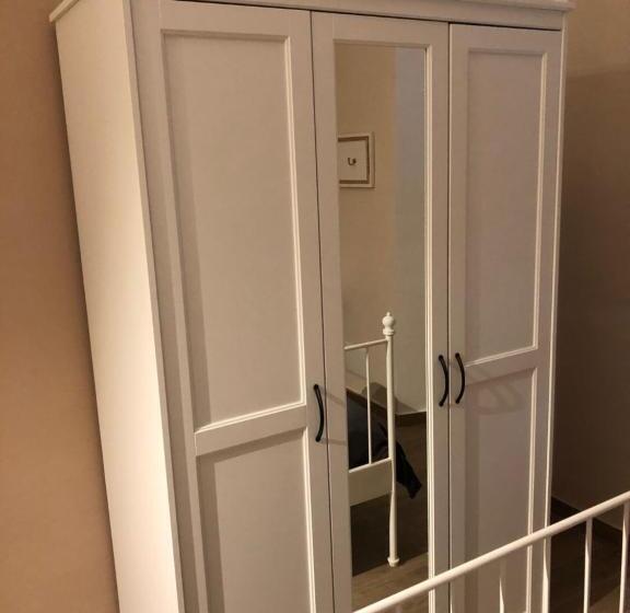 اتاق استاندارد, Traiano Guest House