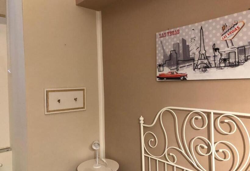 Standard room with outdoor bath, Traiano Guest House