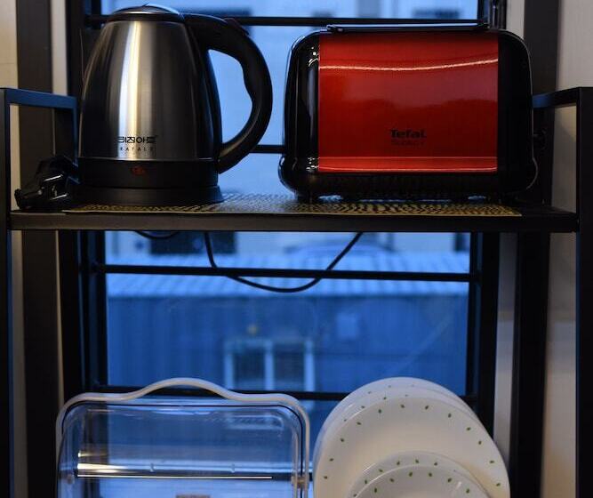 اتاق استاندارد سه نفره, We Home Guesthouse Hostel