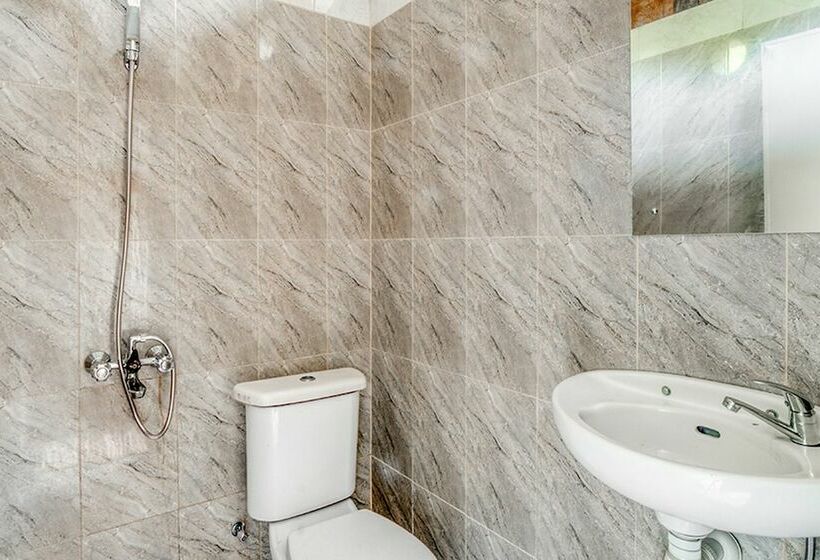 Standart Oda, Reddoorz @ Panglima Polim 2