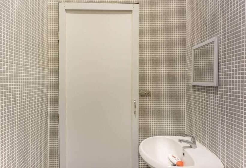 Номер Стандарт, Reddoorz Syariah At Harley Hotel Sabang