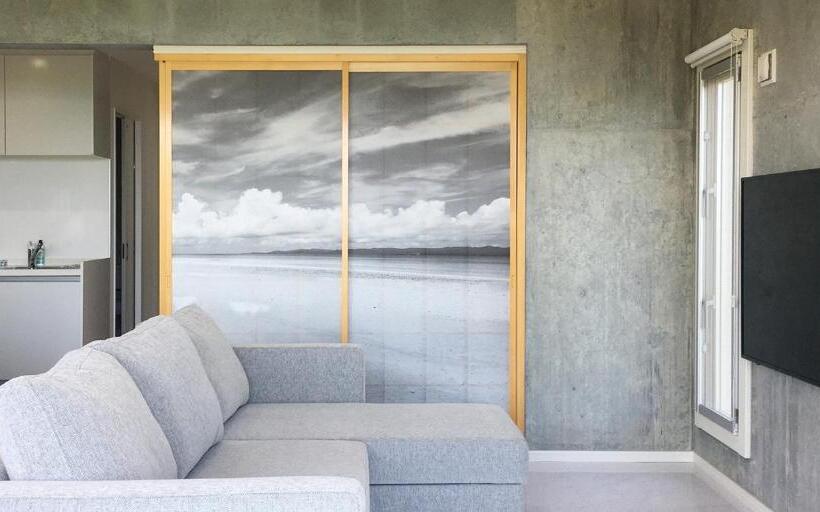 סוויטת דלוקס נוף לים, Sou東恩納