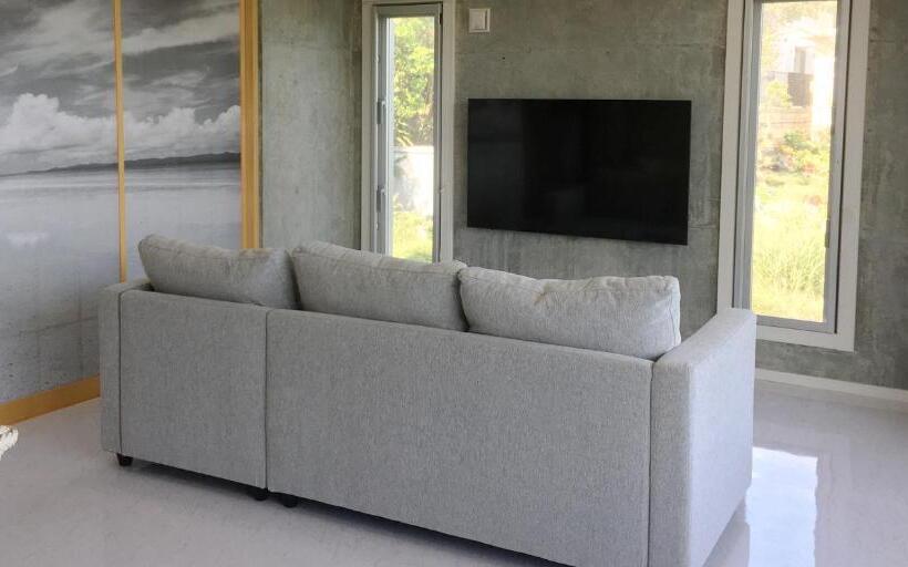 סוויטת דלוקס נוף לים, Sou東恩納