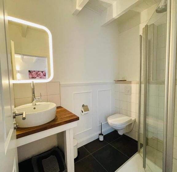 Люкс Вид на Сад, Rosenhof Lodge