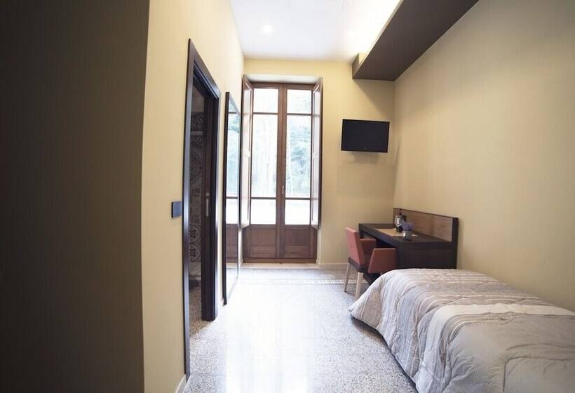 חדר סטנדרט יחיד, Elda