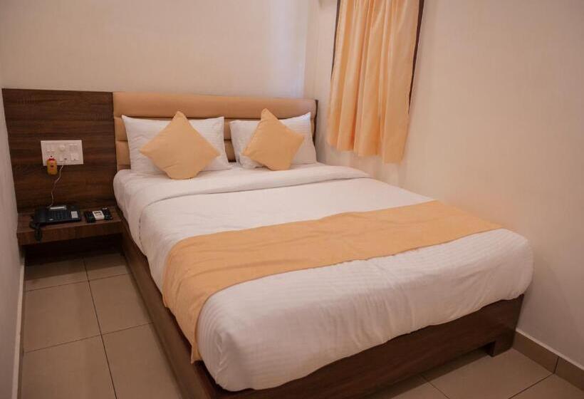 デラックスルーム, Sharda Residency