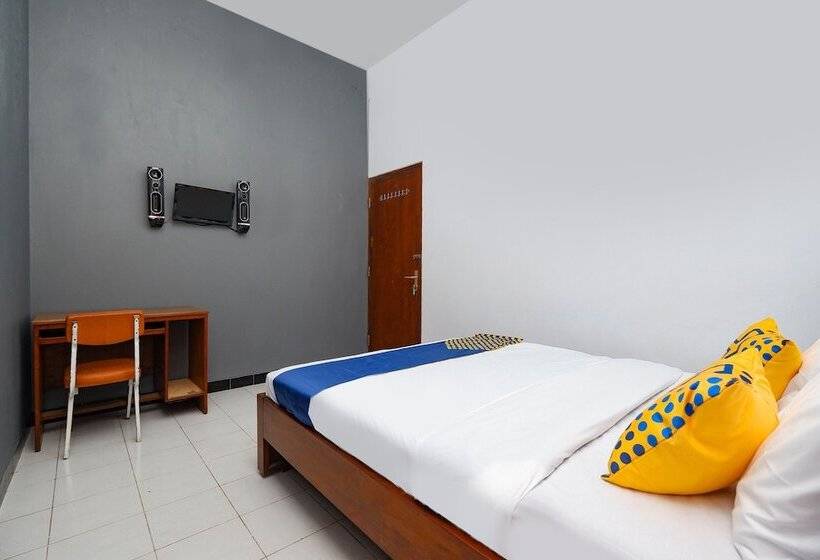 デラックスルーム, Spot On 2240 Simpang Tujuh Residence