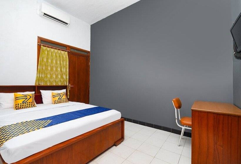 デラックスルーム, Spot On 2240 Simpang Tujuh Residence