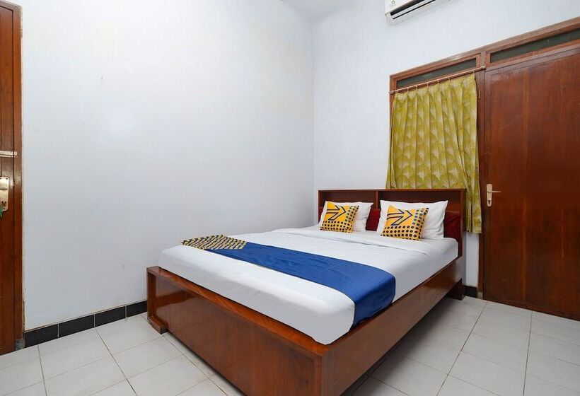 デラックスルーム, Spot On 2240 Simpang Tujuh Residence