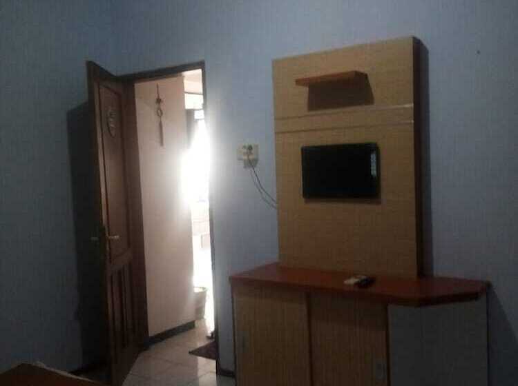 デラックスルーム, Spot On 2240 Simpang Tujuh Residence