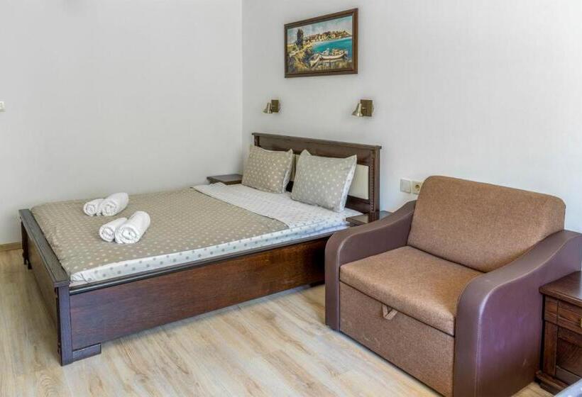 غرفة ديلوكس مزودة بشرفة, Sunny Paradise Ll   Daniela Wellness And Spa