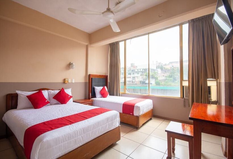 Номер Стандарт Трехместный, OYO Hotel Totonacapan, Papantla