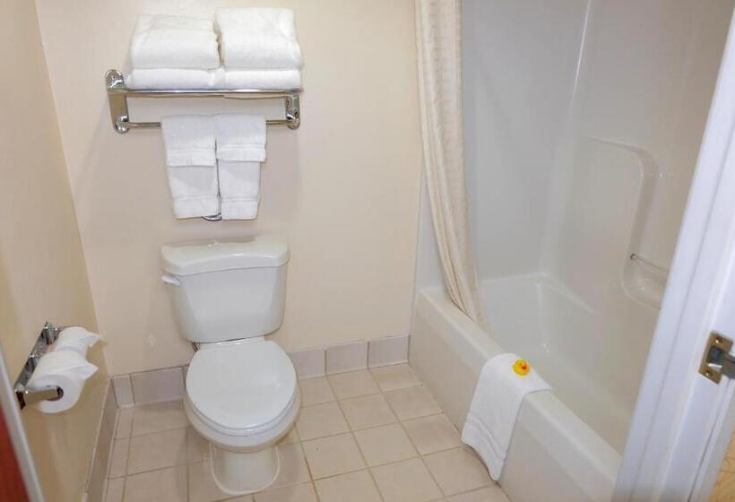 스위트 킹사이즈 침대, Best Western Plus Eau Claire Conference Center