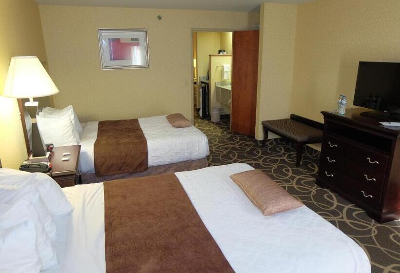스위트, Best Western Plus Eau Claire Conference Center
