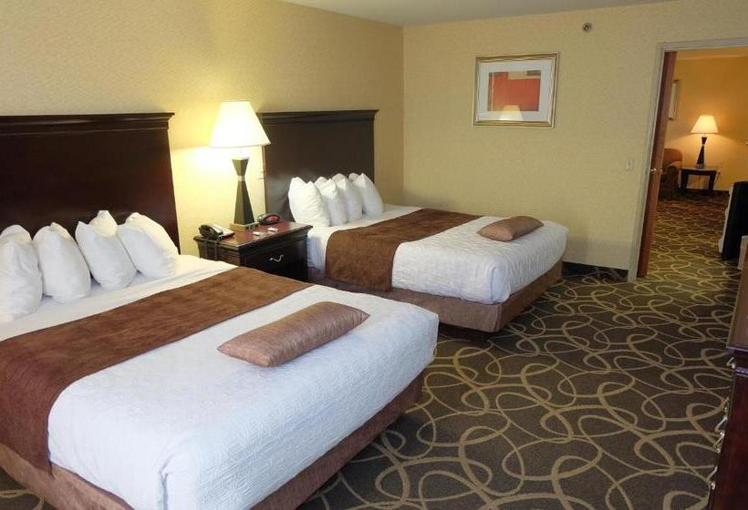 스위트, Best Western Plus Eau Claire Conference Center