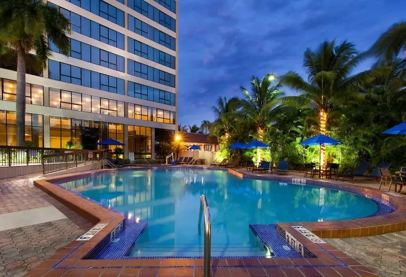 ダブルベッドスタンダードルーム, Holiday Inn Miami West Airport Area, An Ihg