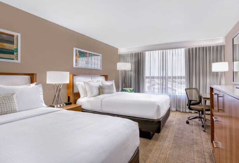 غرفه قياسيه سريرين مزدوجين, Holiday Inn Miami West Airport Area, An Ihg