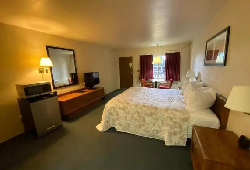 اتاق لوکس با تخت بزرگ, Orland Inn