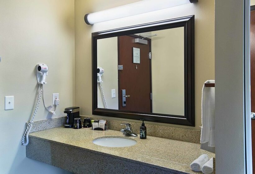 جناح سرير كينج, Oxford Suites Yakima