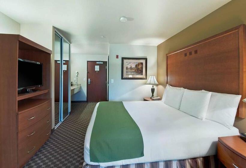 إستوديو قياسى سرير كينج, Oxford Suites Yakima