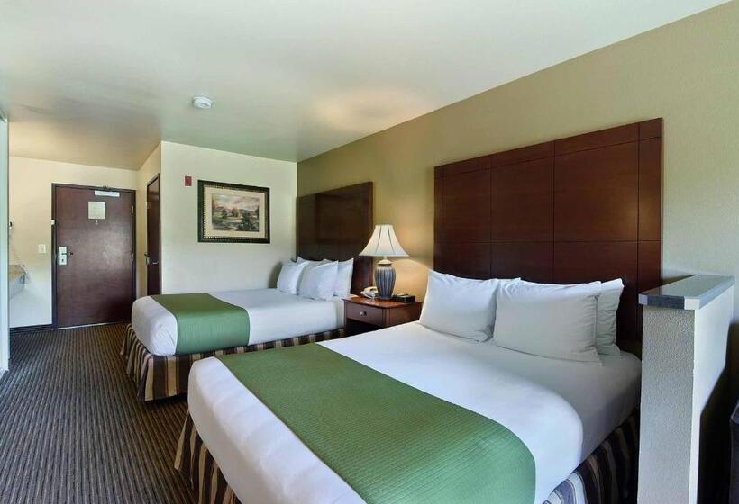 クイーンサイズベッドのスイートルーム, Oxford Suites Yakima