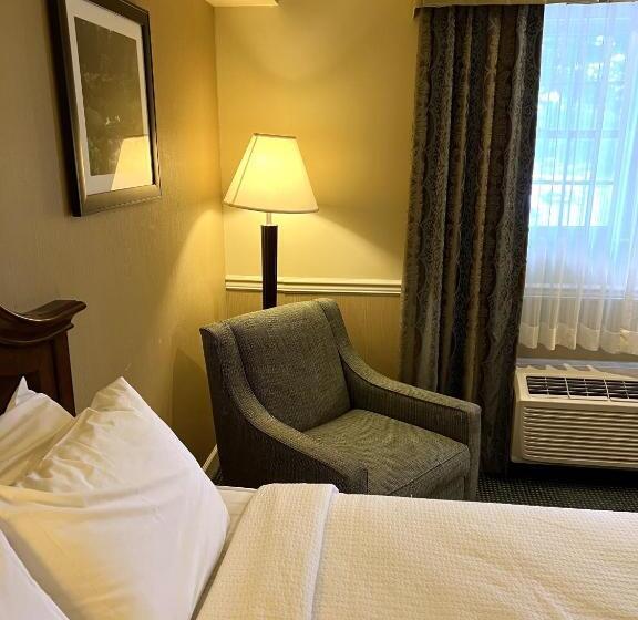 Номер Стандарт 2 Двуспальные Кровати, Pine Barn Inn