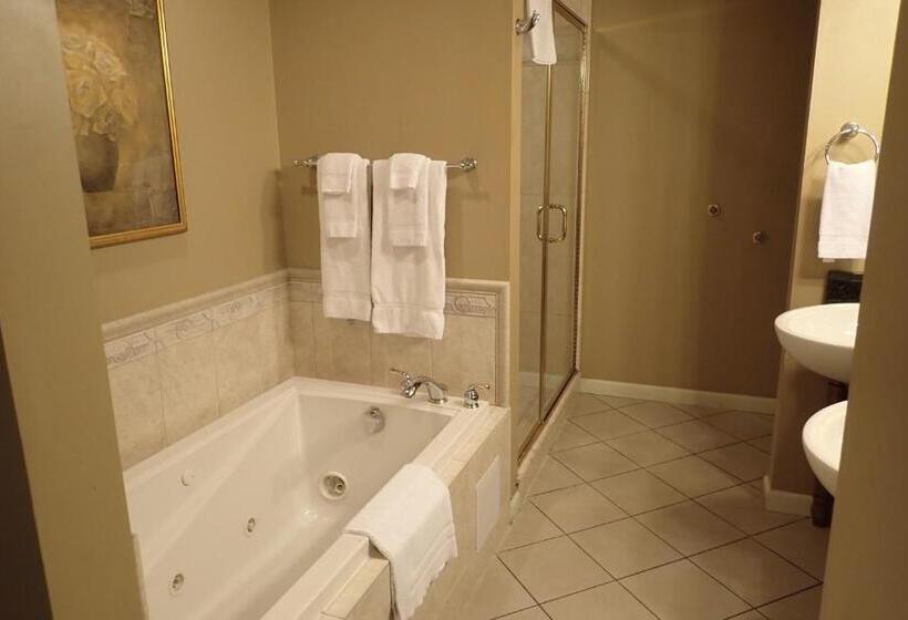 Люкс Премиум, Pine Barn Inn