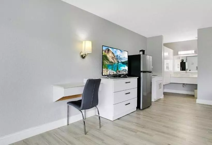 デラックスルーム, Home 1 Suites Extended Stay   Kissimmee